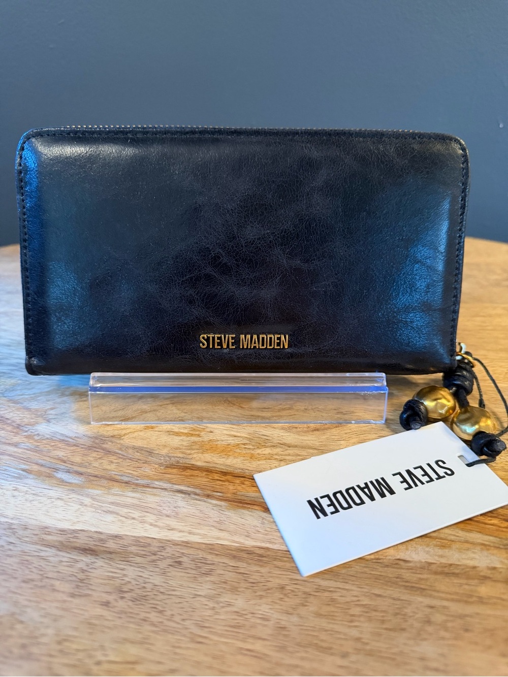 Steve Madden Black Leather Zip-Around Wallet